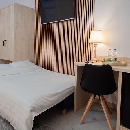 Apartament Arini White House Sybin Zewnętrze zdjęcie