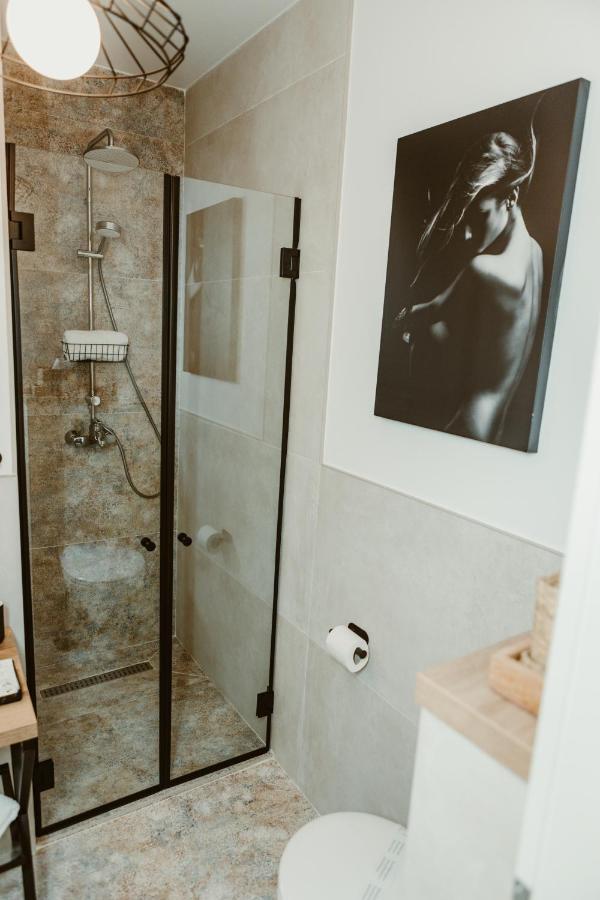Apartament Arini White House Sybin Zewnętrze zdjęcie