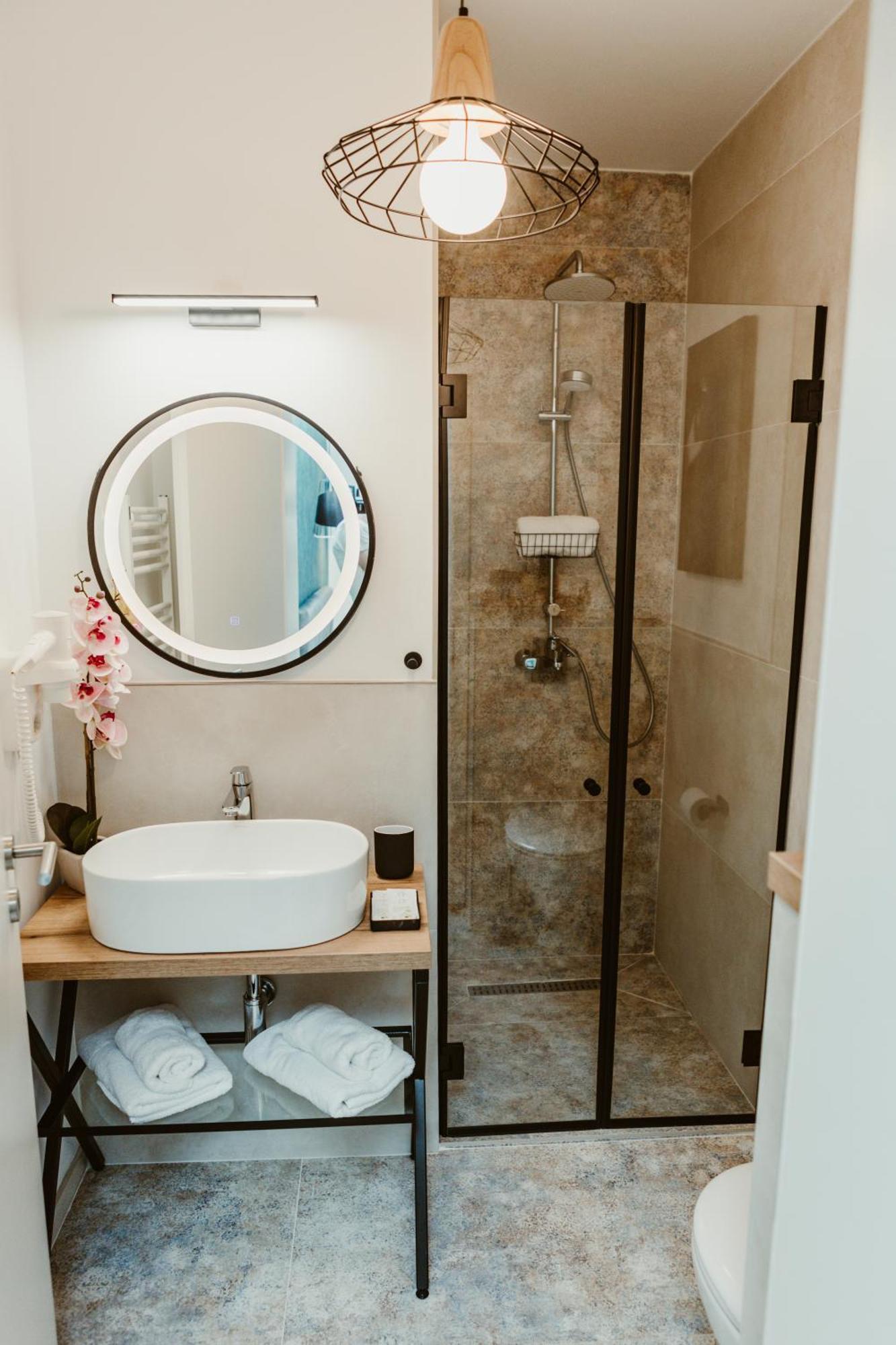 Apartament Arini White House Sybin Zewnętrze zdjęcie