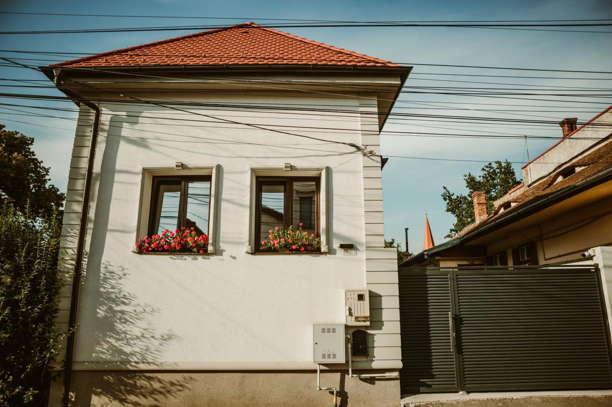 Apartament Arini White House Sybin Zewnętrze zdjęcie