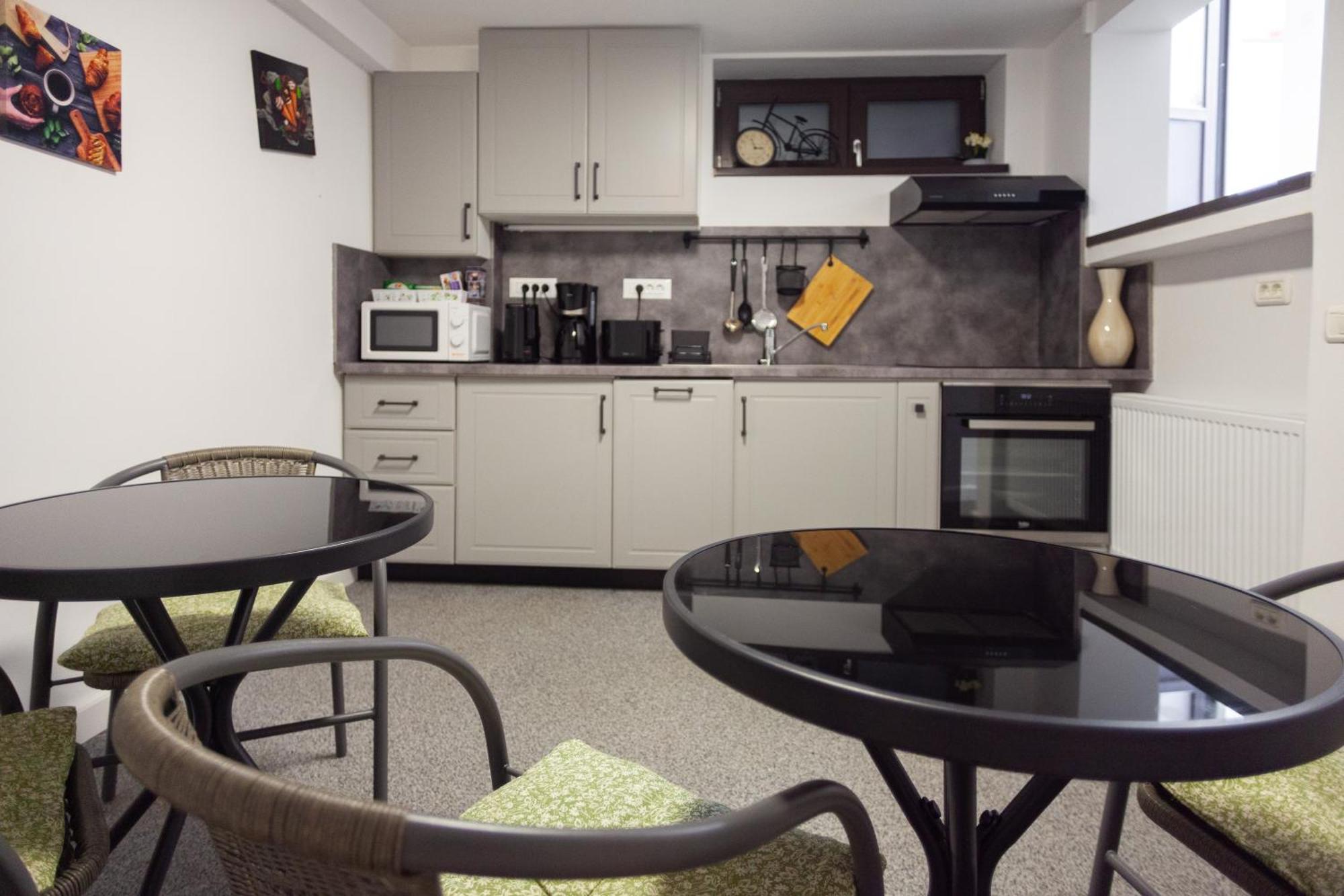 Apartament Arini White House Sybin Zewnętrze zdjęcie